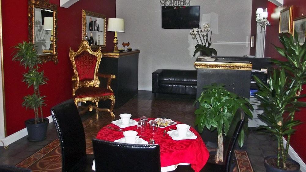 Duca Di Uzeda Luxury&style Bed & Breakfast 3*